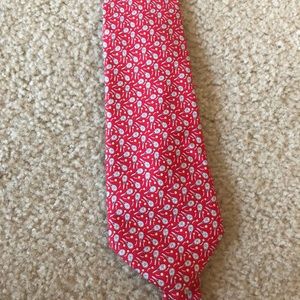 Vineyard vines tennis racket tie